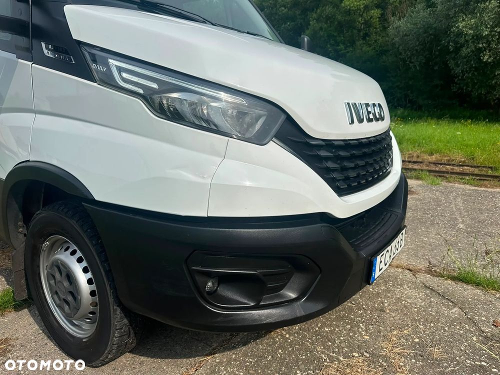 Iveco Daily 35-160 KONTENER+WINDA (udźwig 750kg) 2.3 diesel 156 kM automat 2021 DRZWI W KONTENERZE Z OBU STRON, WEBASTO, KAMERA COFANIA! - 35