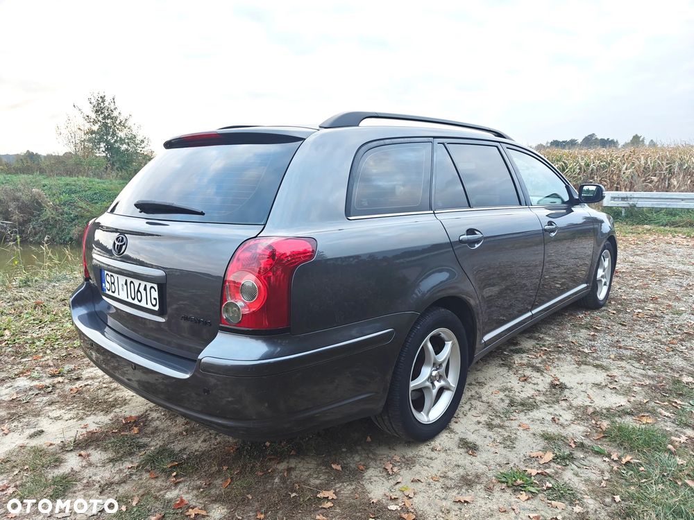 Toyota Avensis 2007 photo 5