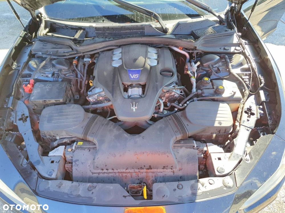 Maserati Ghibli S Modena - 13