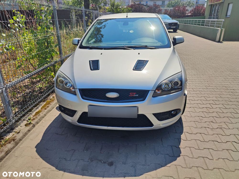 Ford Focus 2.0 Sport - 1