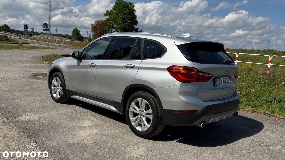 BMW X1 - 26