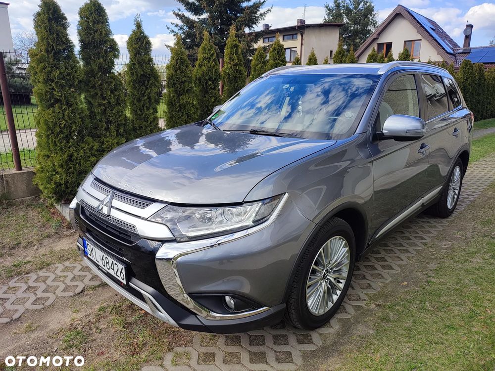 Mitsubishi Outlander 2.0 2WD CVT Active - 1