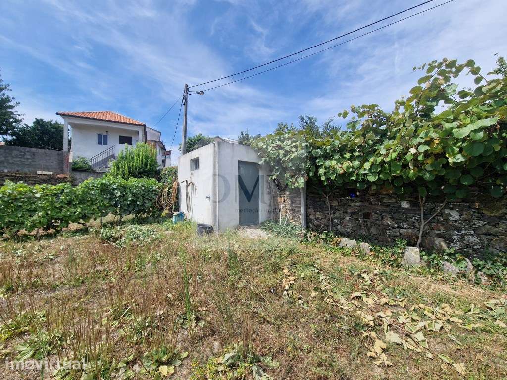 Terreno plano de 830 m² em Abaças, Vila Real - Grande imagem: 2/9