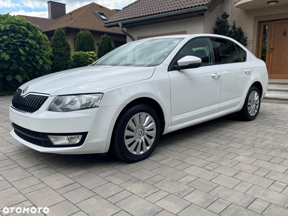 Skoda Octavia 1.6 TDI Ambiente - 2