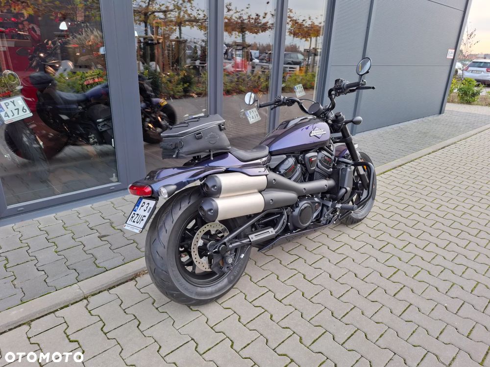 Harley-Davidson Sportster - 13