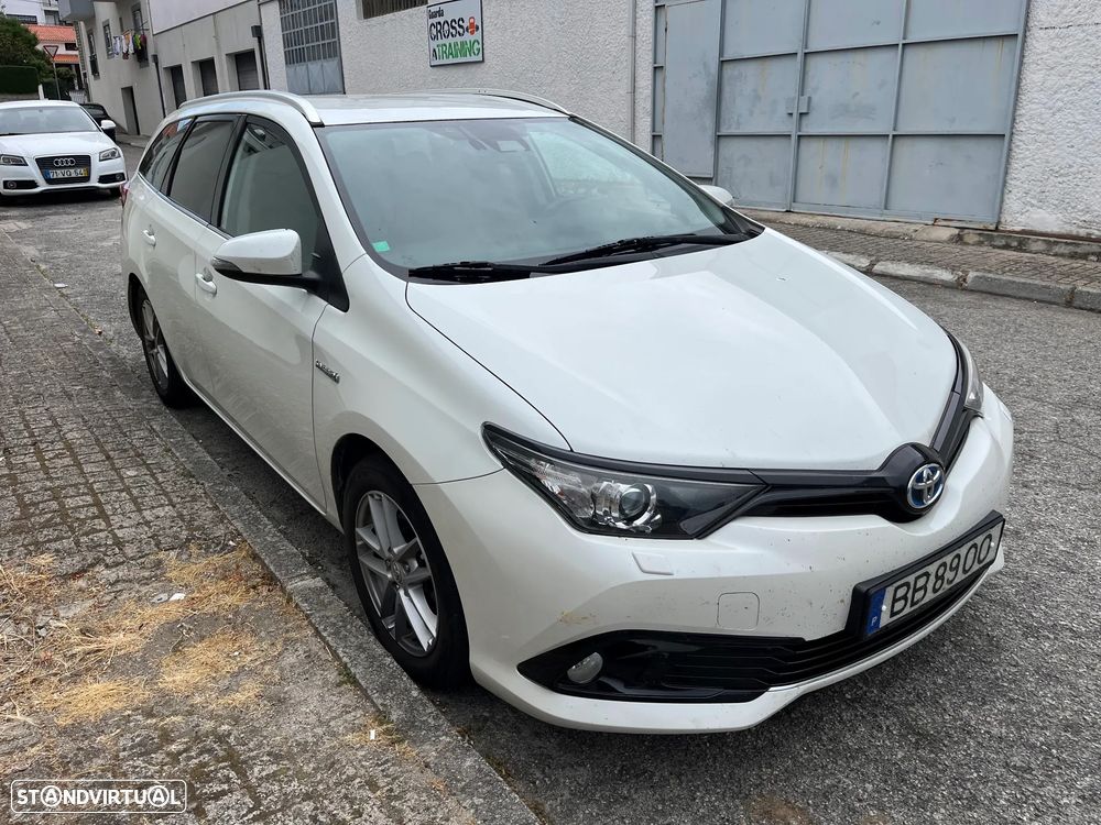 Toyota Auris Touring Sports - 4