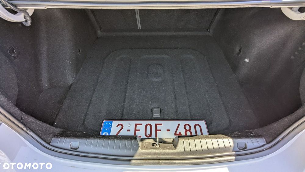 Chevrolet Cruze - 31