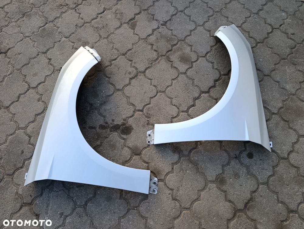 Focus MK3 błotnik przedni przód kolor BO stan bdb bez malowania Ford - 4