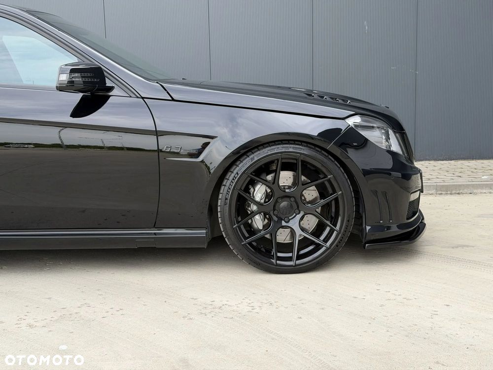 Mercedes-Benz Klasa E 63 AMG AMG Speedshift 7G-MCT - 11