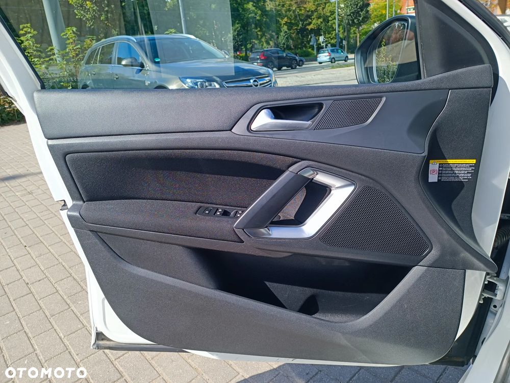 Peugeot 308 130 e-THP Stop & Start Allure - 31