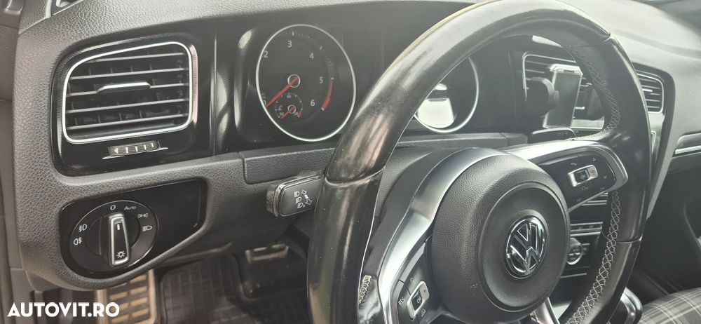 VOLKSWAGEN Golf 2015 — imagine 13