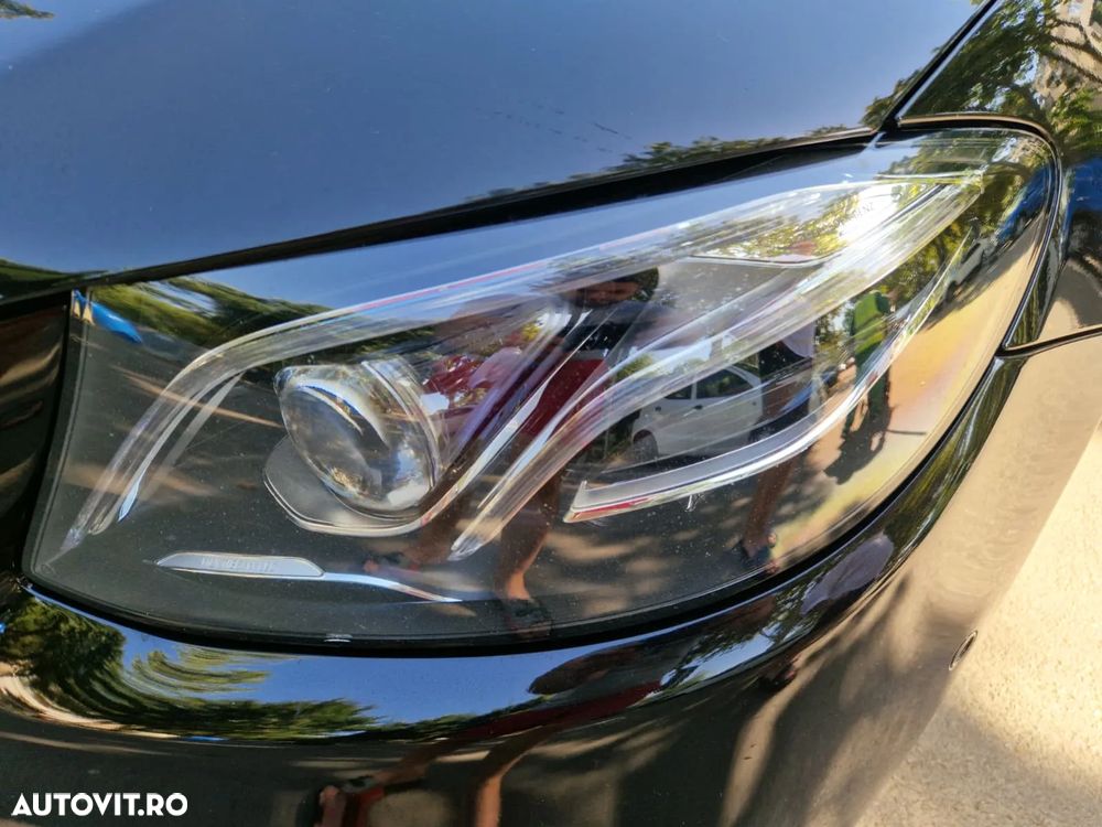 Mercedes-Benz E 220 d Coupe 9G-TRONIC AMG Line - 7