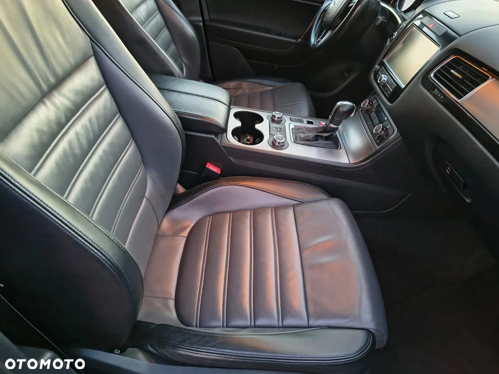 Volkswagen Touareg 4.2 V8 TDI DPF Automatik Exclusive - 18