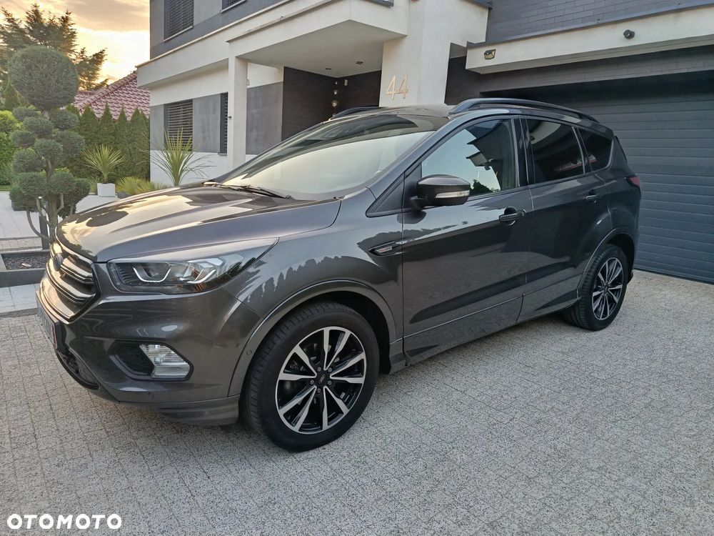 Ford Kuga 1.5 EcoBoost 2x4 ST-Line - 15
