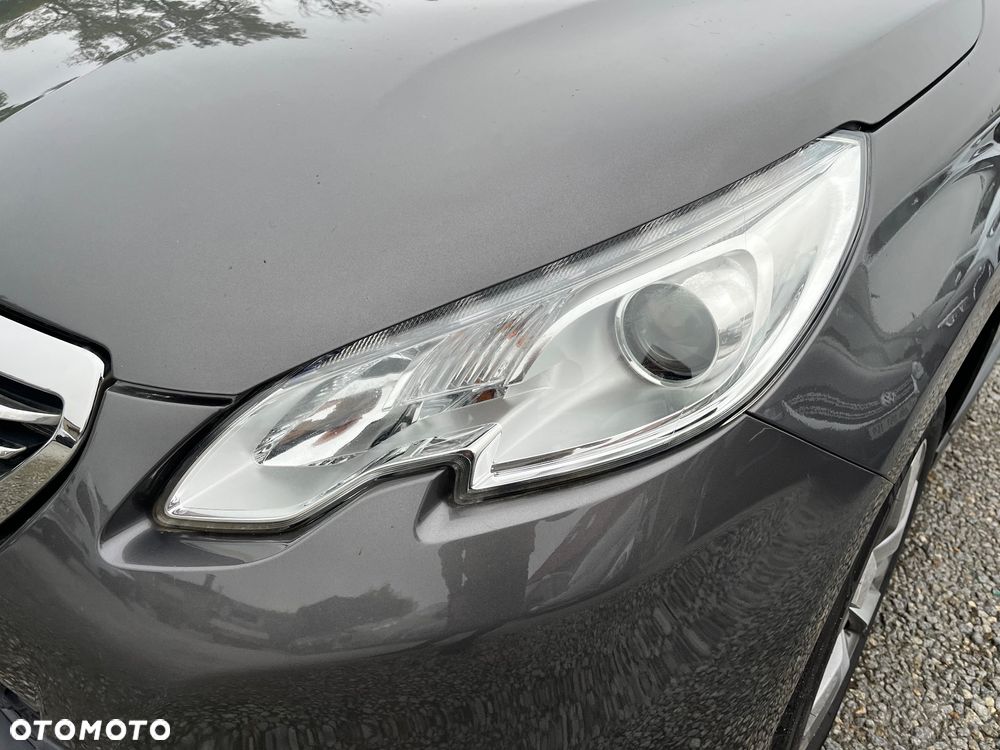 Peugeot 2008 Blue-HDi FAP 100 STOP & START Style - 27