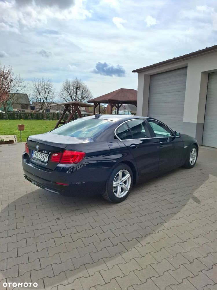 BMW Seria 5 520d Efficient Dynamics Edition - 4