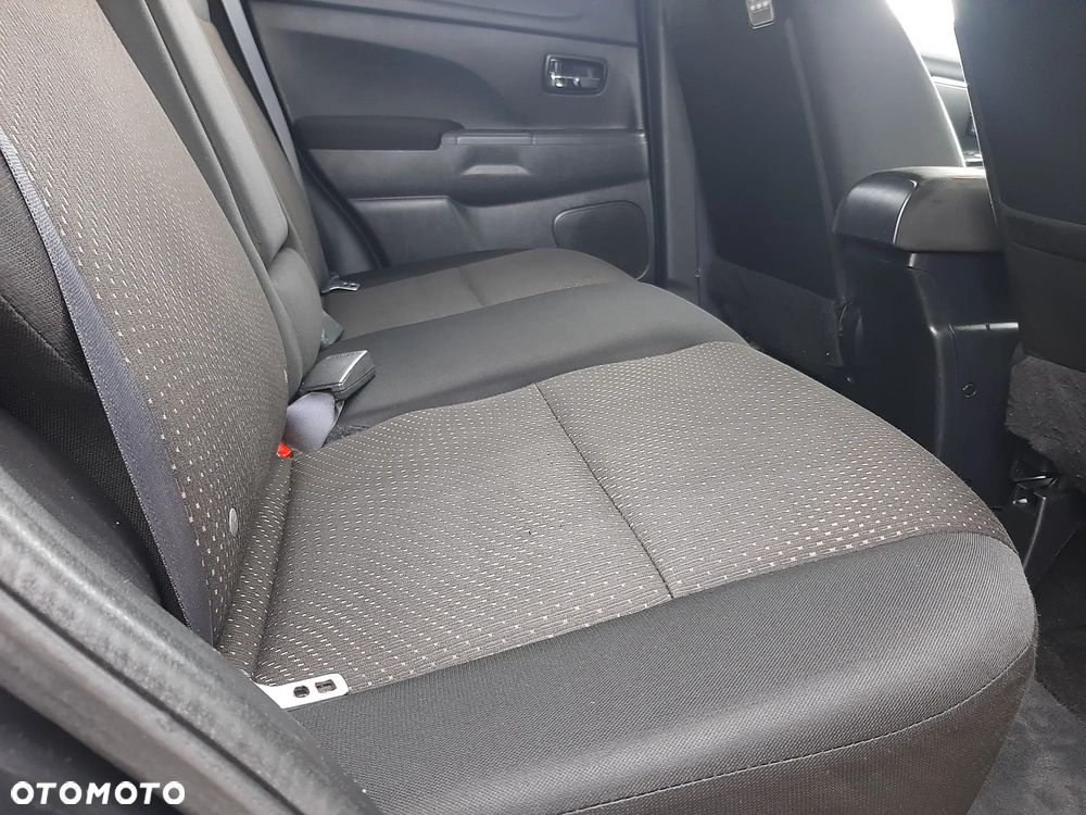 Mitsubishi ASX 1.8 DI-D 2WD Intro Edition - 24