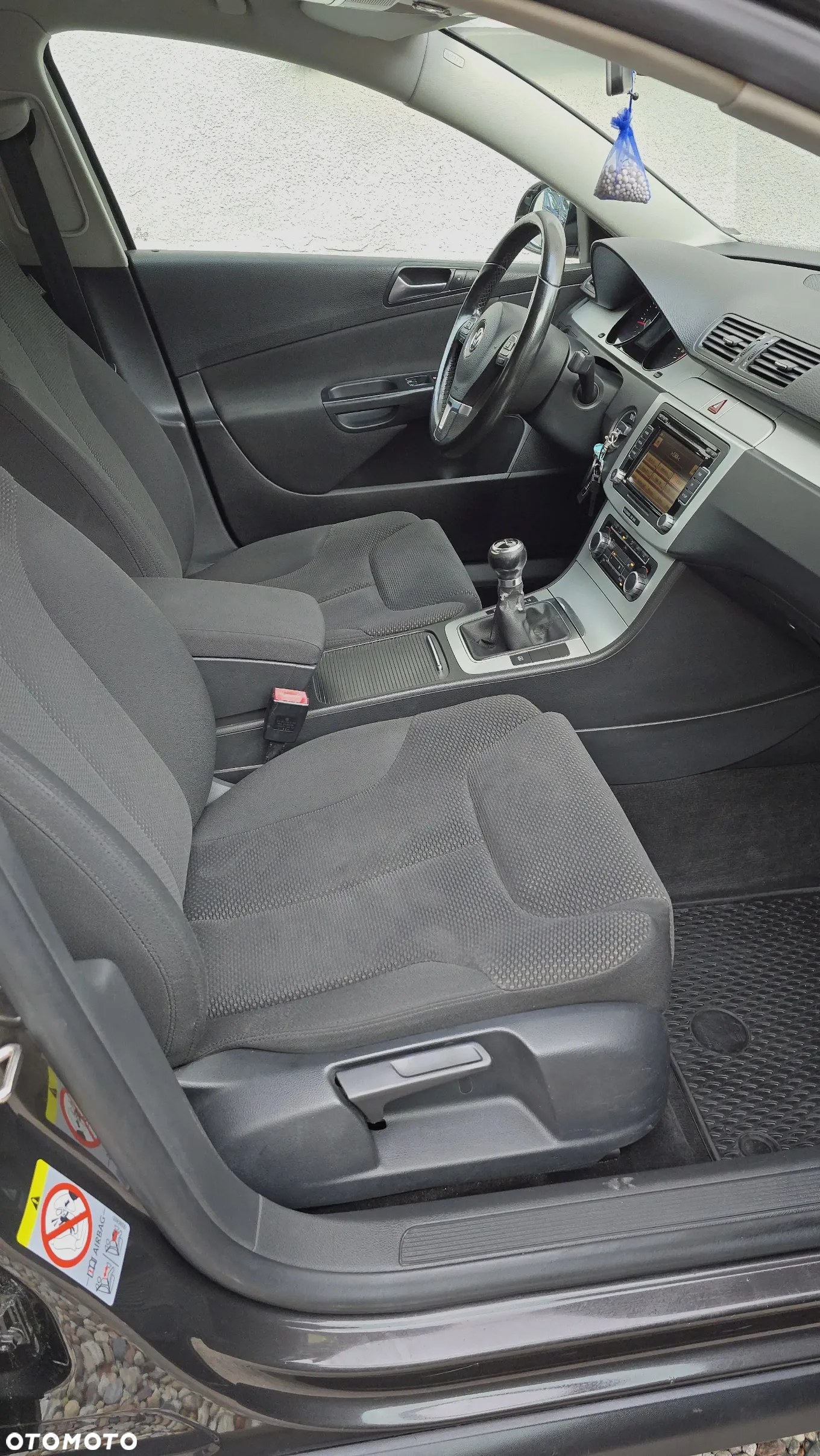 Volkswagen Passat 2.0 TDI DPF BlueMot Comfortline - 18
