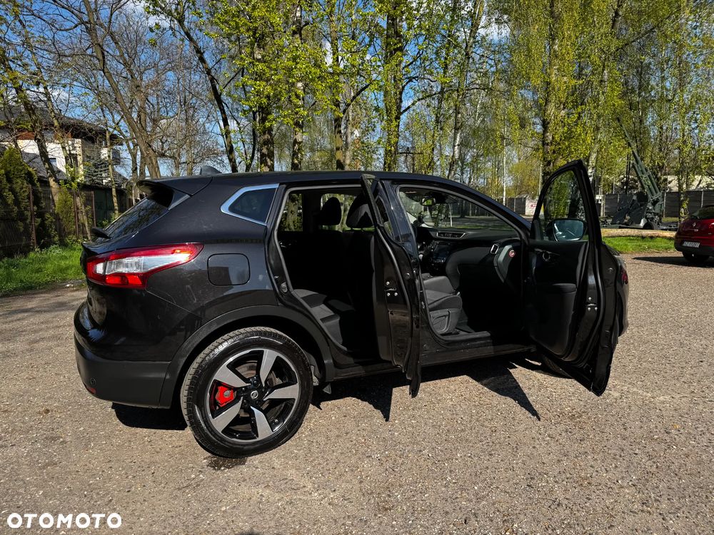 Nissan Qashqai 1.2 DIG-T N-Connecta EU6 - 3