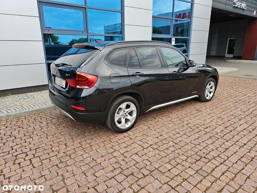 BMW X1 sDrive18d xLine - 4