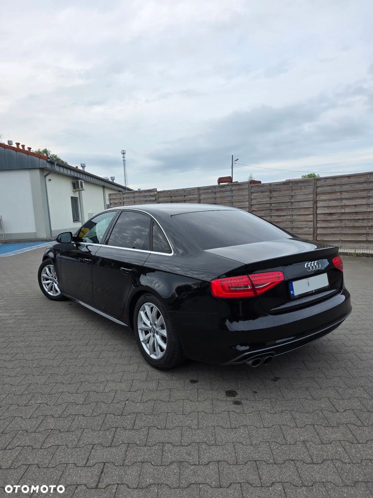 Audi A4 Limousine 2.0 TDI - 8