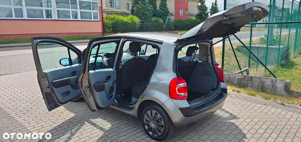 Renault Modus 1.2 16V Avantage - 11