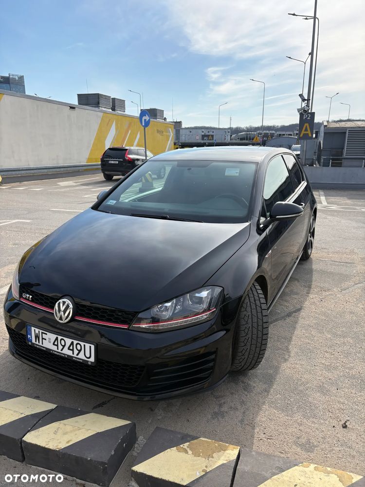Volkswagen Golf - 7