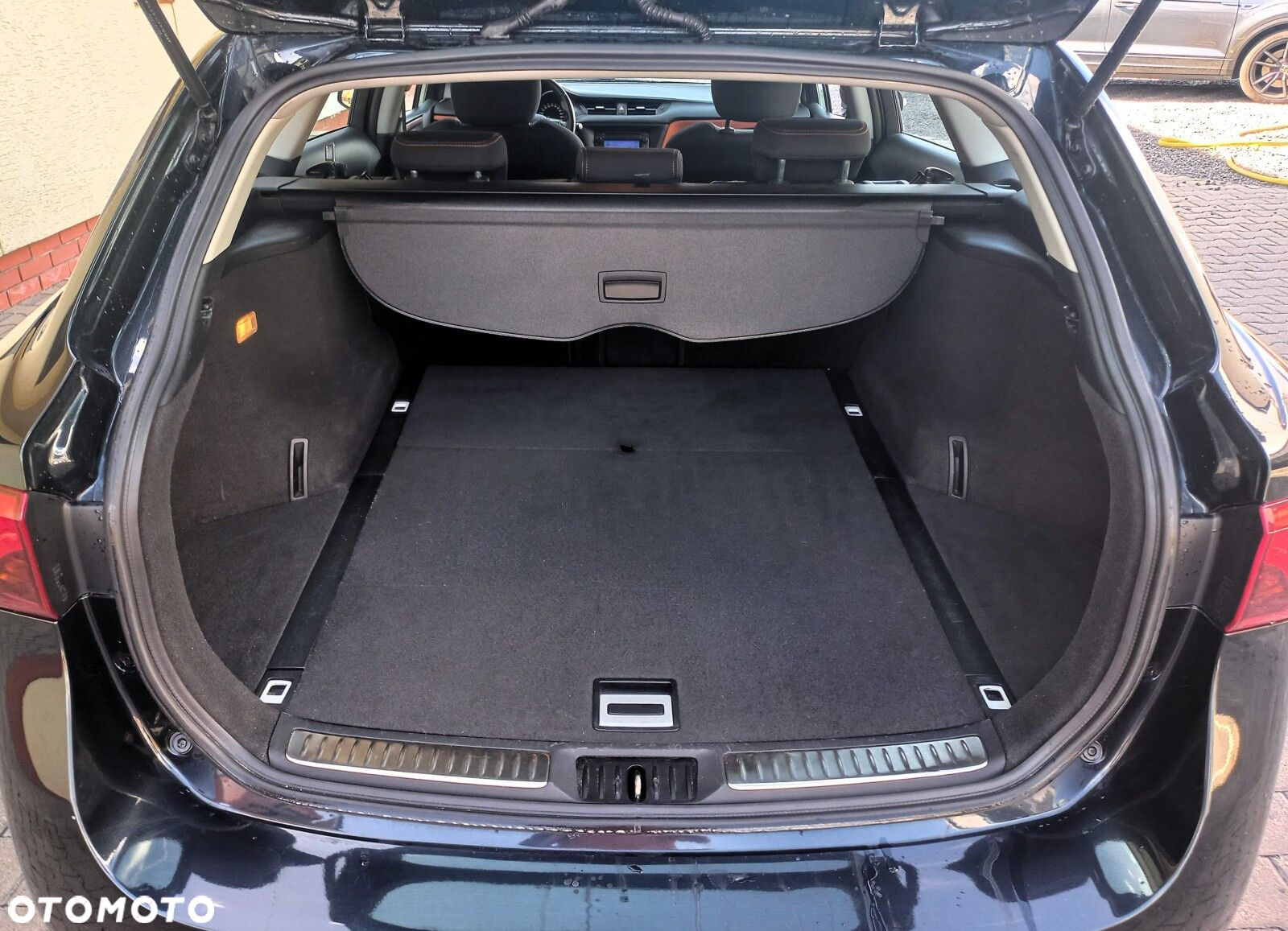 Toyota Avensis - 25