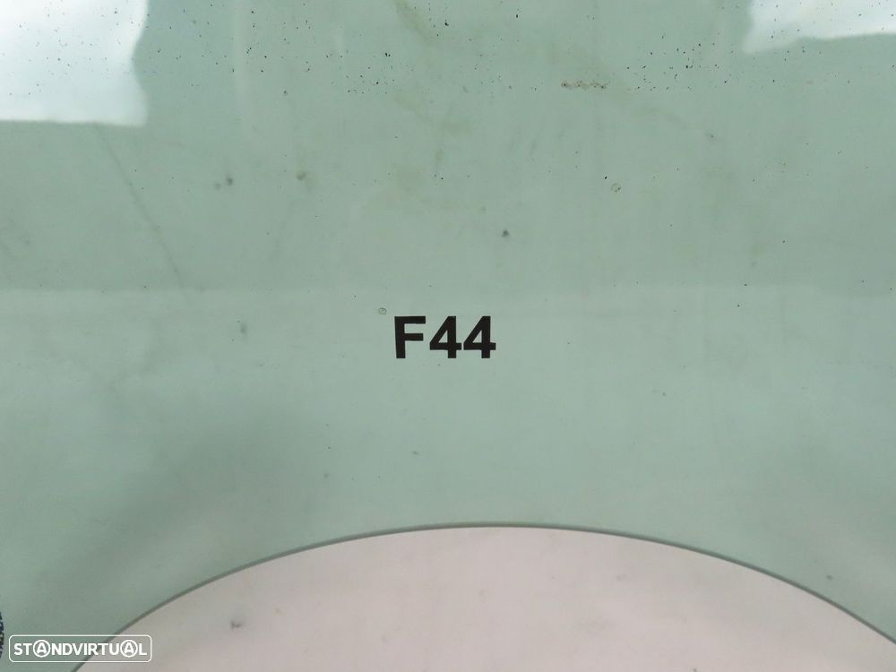 Vidro da porta Direito/Trás Seminovo/ Original BMW 2 Gran Coupe (F44) 5135747435... - 2