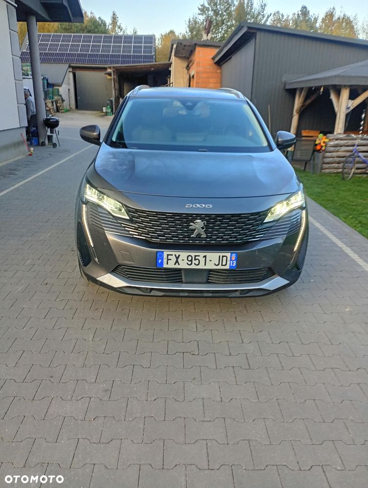 Peugeot 5008 - 8