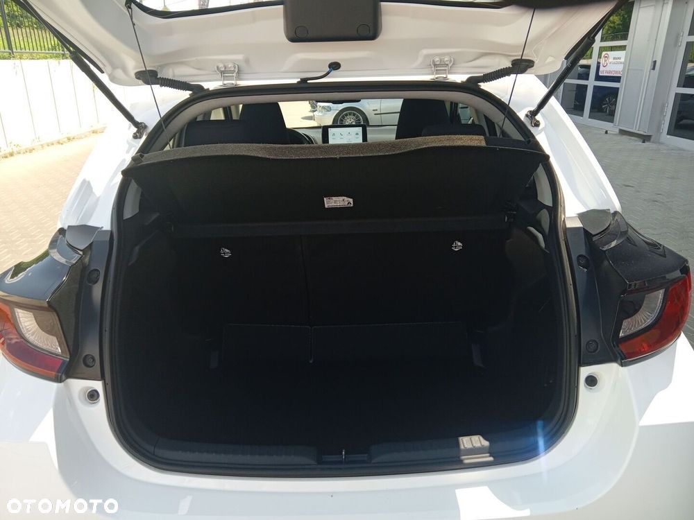 Toyota Yaris - 12