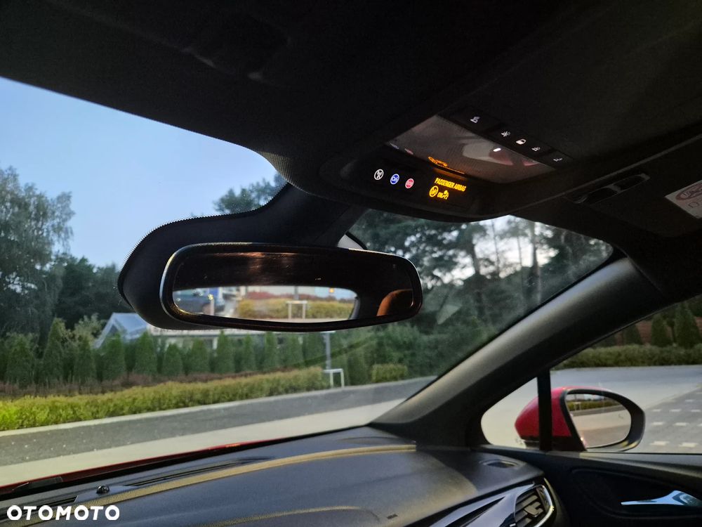 Opel Astra 1.4 Turbo Innovation - 24