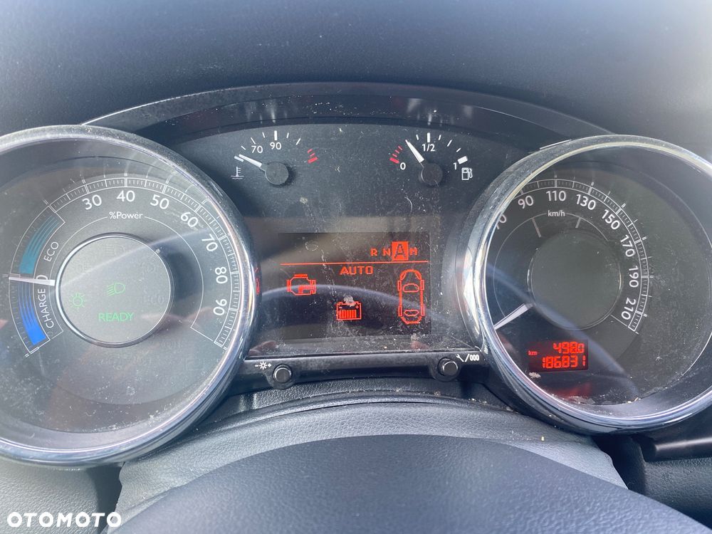 Peugeot 3008 2.0 HDi HYbrid4 - 21