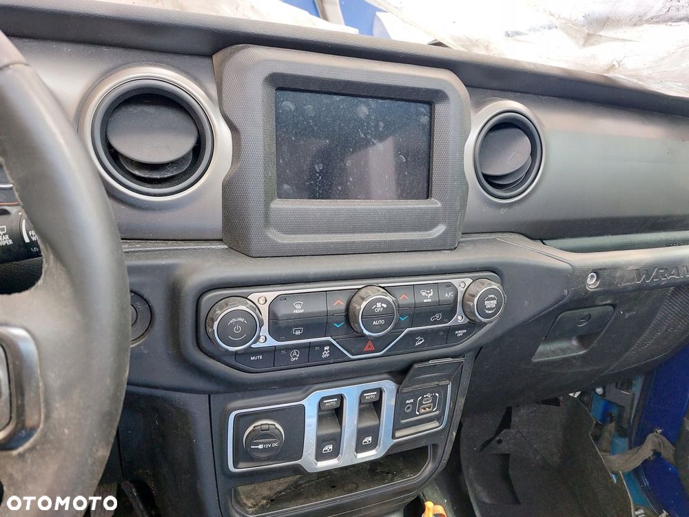 Jeep Wrangler JL 2018 ekran wyświetlacz