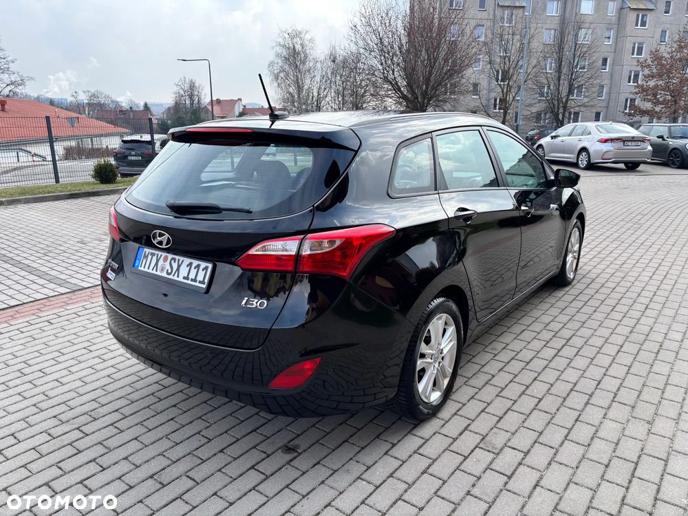 Hyundai i30 1.4 Premium - 17