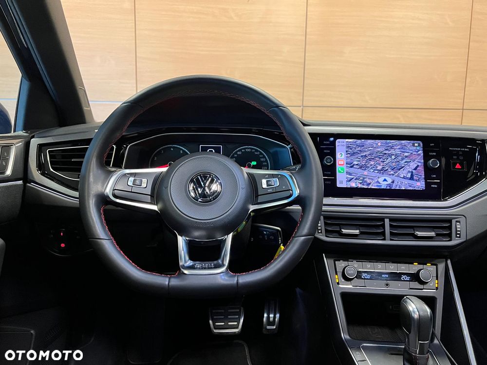 Volkswagen Polo - 12