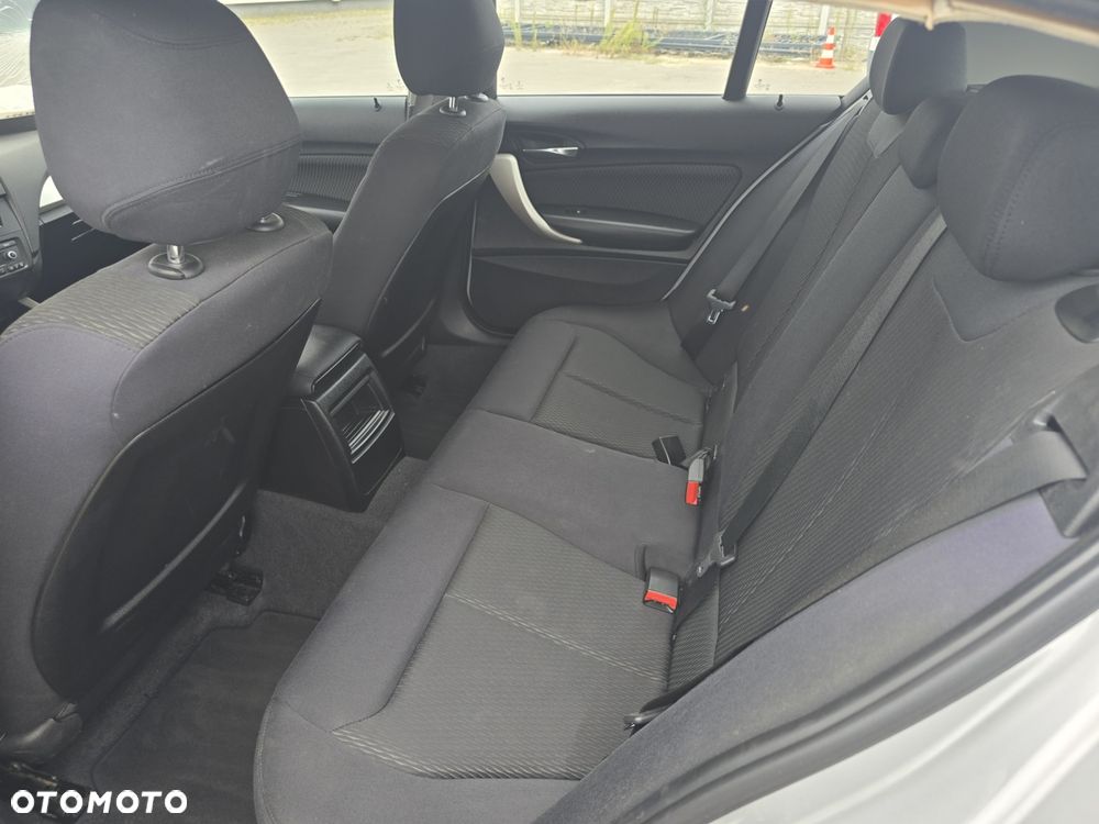 BMW Seria 1 114d - 10