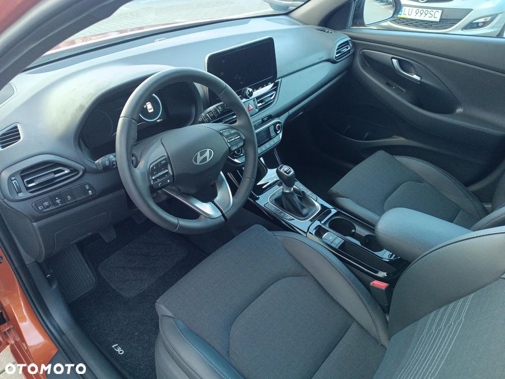 Hyundai i30 1.5 T-GDI 48V Smart Plus - 9