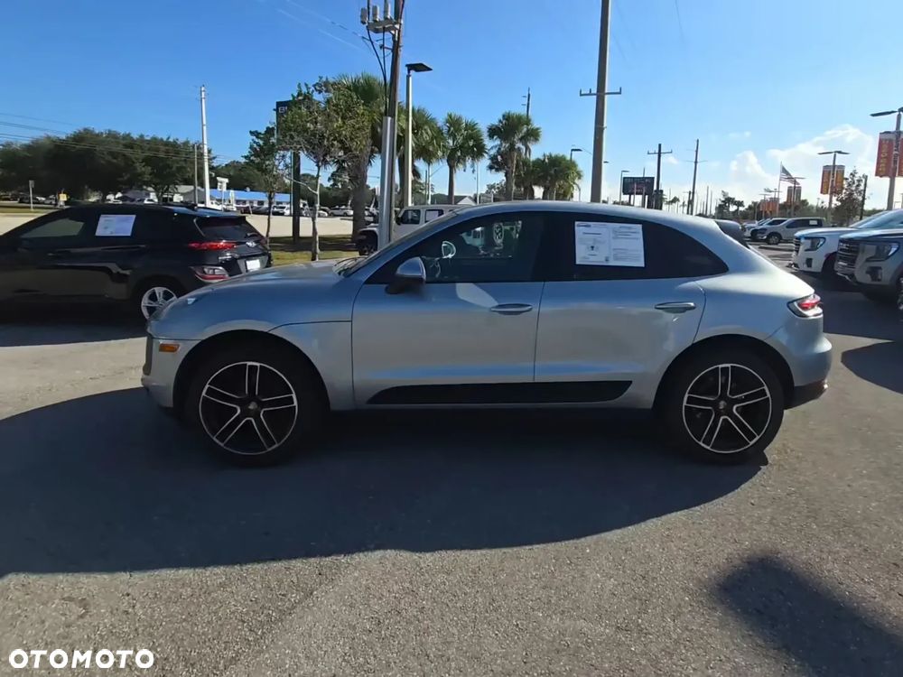 Porsche Macan Standard - 4