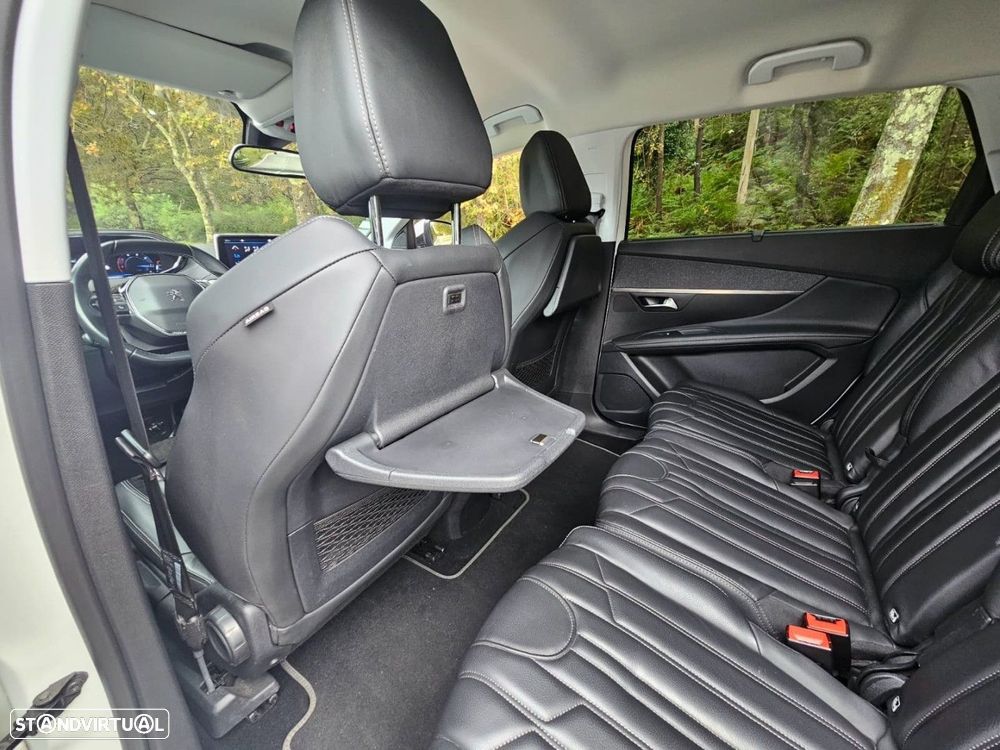 Peugeot 5008 1.5 BlueHDi Allure Pack EAT8 - 18