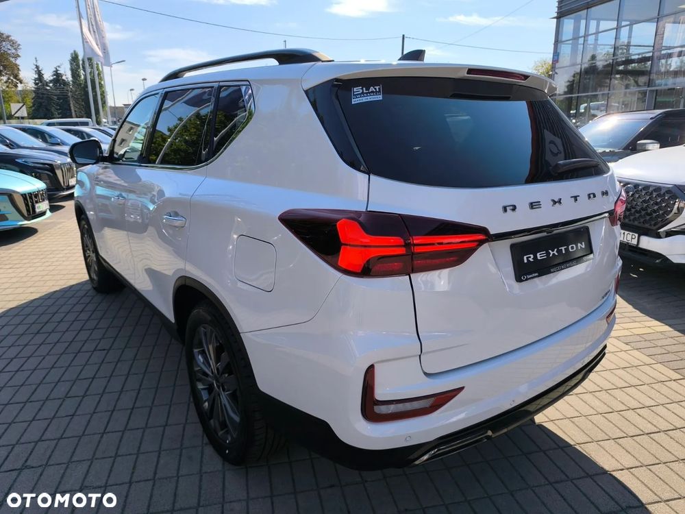 SsangYong/KGM Rexton - 10