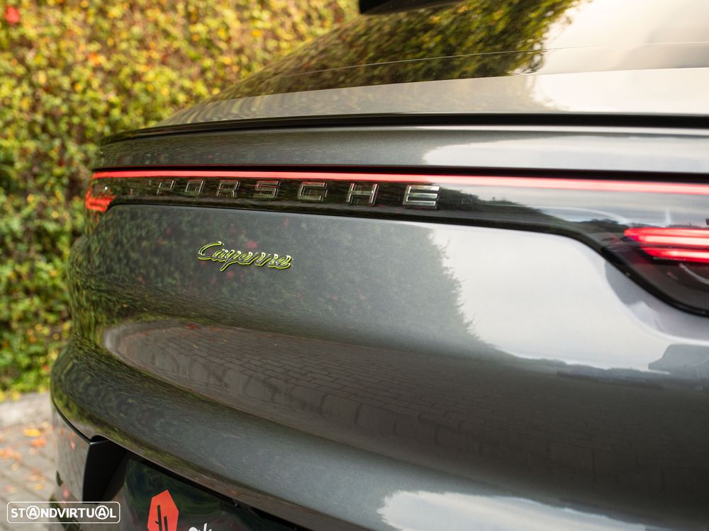 Porsche Cayenne Coupé E-Hybrid - 15