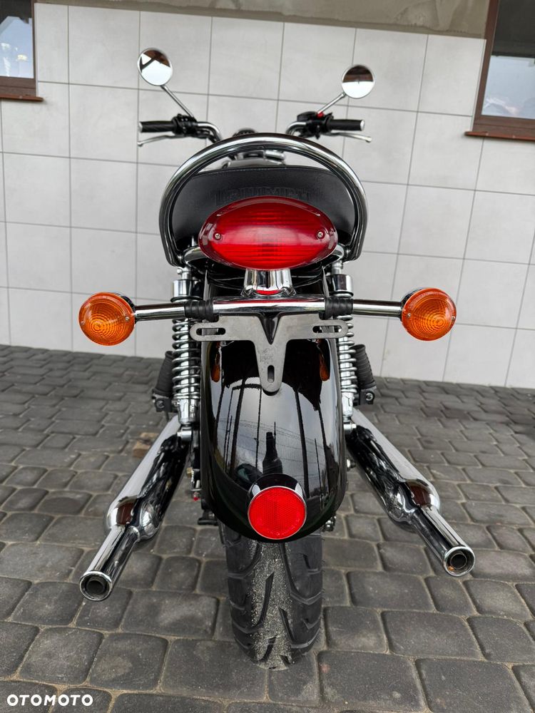 Triumph Bonneville - 5