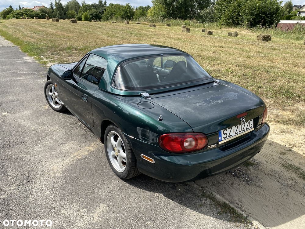 Mazda MX-5 1.6i 16V - 17