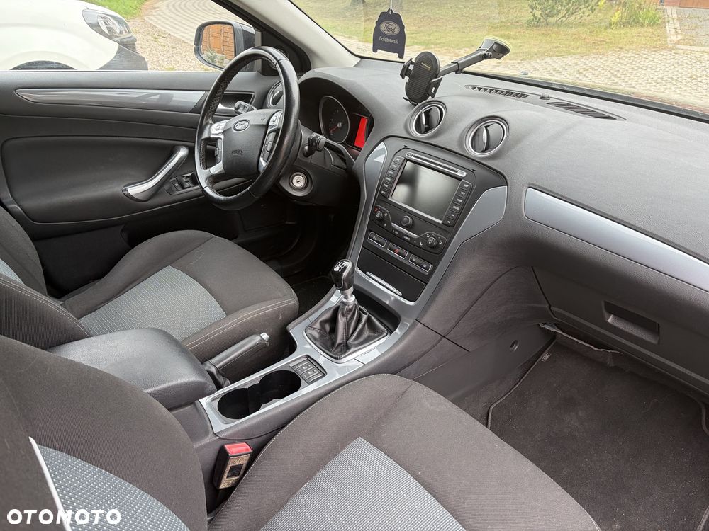 Ford Mondeo 2012 photo 5