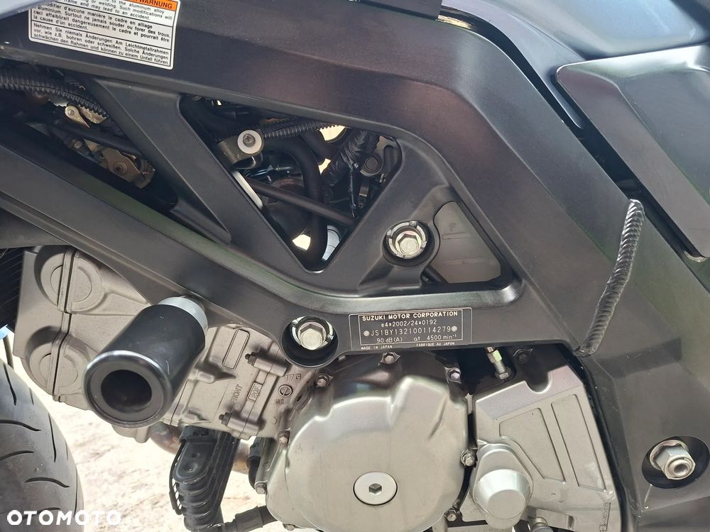 Suzuki SV - 6