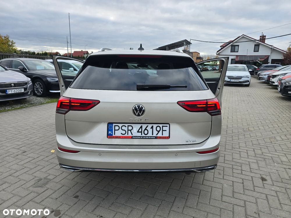 Volkswagen Golf - 23