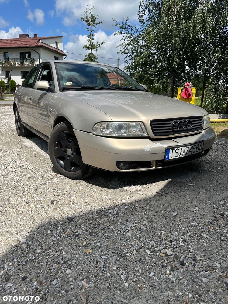Audi A4 Limousine - 2