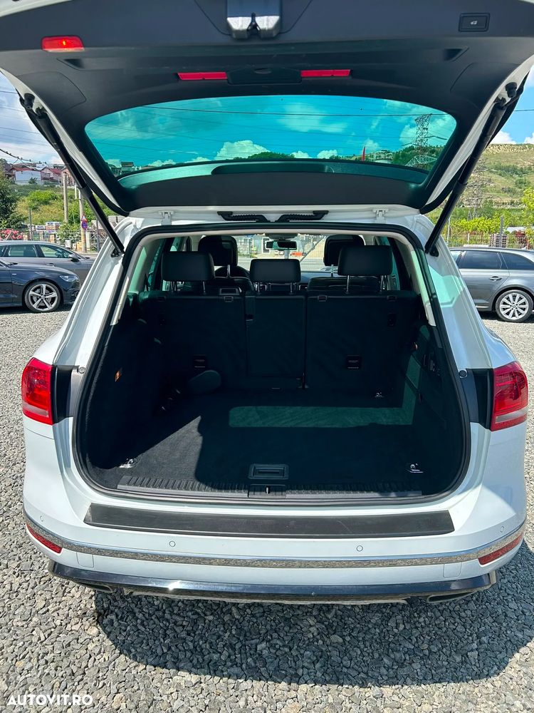 Volkswagen Touareg V6 TDI BMT Supreme Plus - 23