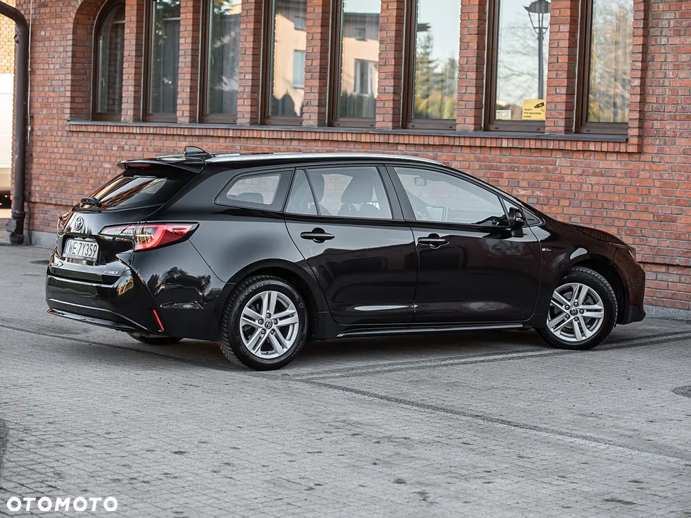 Toyota Corolla 1.8 Hybrid GPF Comfort - 16